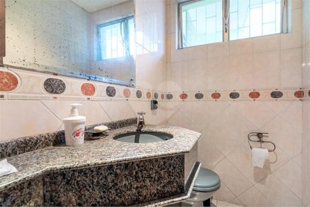 19_photo/94dce686e3.db20ad0f7650a763-ATLAS-b5707793-70a2-4c9f-977c-60cee2350c1e.jpg de casa à venda com 3 quartos, 300m² em Boa Vista, Curitiba