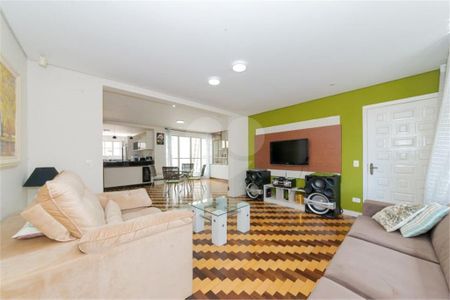 4_photo/94dce68787.ceff8192393c33de-ATLAS-707fb30e-7b4d-4693-8ca8-e98b18c2aadb.jpg de casa à venda com 5 quartos, 480m² em Boa Vista, Curitiba