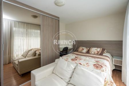 4_photo/94dce687bb.821bca6a381fcd78-ATLAS-1e89fc6e-a39e-4745-ad7f-3b9742fe1311.jpg de casa à venda com 4 quartos, 320m² em Boa Vista, Curitiba