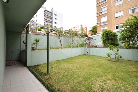 4_photo/94dce687f1.44bd03723d791f9f-ATLAS-c8843cb4-1ed1-4f96-b718-88eaeccdfab8.jpg de casa à venda com 4 quartos, 321m² em Boa Vista, Curitiba