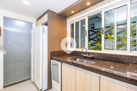 10_photo/94dce68865.ac3b32f3884e407f-ATLAS-cba32fac-2d87-4579-b3b3-eeec3bfee8d7.jpg de casa à venda com 3 quartos, 160m² em Boa Vista, Curitiba