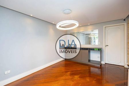 6_photo/94dce68887.6dab91d44a59d054-ATLAS-25c1b985-2f7b-40ea-bf50-be73a8ea1ca1.jpg de casa à venda com 3 quartos, 225m² em Boa Vista, Curitiba