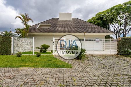 11_photo/94dce68887.6dab91d44a59d054-ATLAS-4e2d1fb2-9c74-4653-8ee0-95805790262b.jpg de casa à venda com 3 quartos, 225m² em Boa Vista, Curitiba