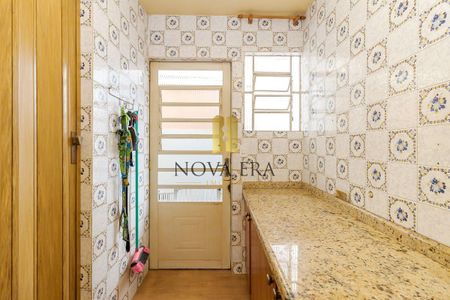 5_photo/94dce6893d.6b2453e70642c87c-ATLAS-20f08a9b-564a-4248-bbba-5fce97cf9562.jpg de casa à venda com 4 quartos, 152m² em Boa Vista, Curitiba