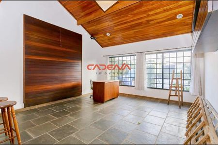 2_photo/94dce68a1f.e348e20e25b59110-ATLAS-4a96d18f-d86b-4cdd-b952-cc5629cc3dfd.jpg de casa à venda com 5 quartos, 400m² em Boa Vista, Curitiba