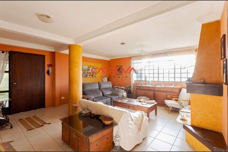 5_photo/94dce68a1f.e348e20e25b59110-ATLAS-c365213e-4b3e-41c3-b58f-820a39617c42.jpg de casa à venda com 5 quartos, 400m² em Boa Vista, Curitiba