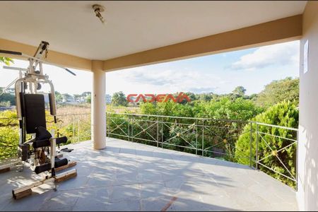 13_photo/94dce68a1f.e348e20e25b59110-ATLAS-d392c7d1-a7aa-4bfd-9046-9ef384979a0b.jpg de casa à venda com 5 quartos, 400m² em Boa Vista, Curitiba