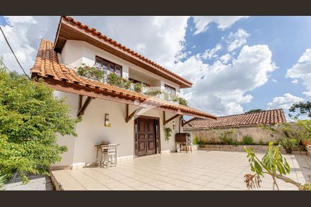 7_photo/94dce68b8b.3c641f70917129ac-ATLAS-23ca4b2f-7d79-48c3-aafb-a644e52b735a.jpg de casa à venda com 4 quartos, 291m² em Boa Vista, Curitiba