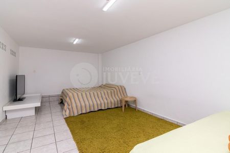 8_photo/94dce68c41.b88c9f23dde11cca-ATLAS-31a87a4d-3a78-4066-a1c6-0d4e220ad89f.jpg de casa à venda com 4 quartos, 175m² em Boa Vista, Curitiba