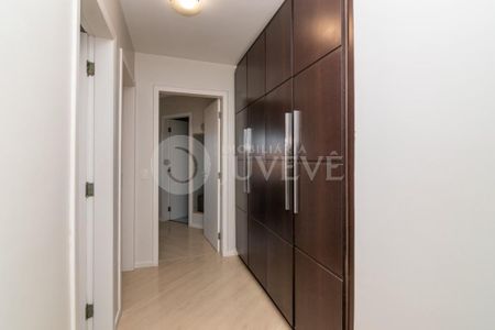 22_photo/94dce68c41.b88c9f23dde11cca-ATLAS-7c14ca17-d5ae-4f63-b596-503882eafdf1.jpg de casa à venda com 4 quartos, 175m² em Boa Vista, Curitiba