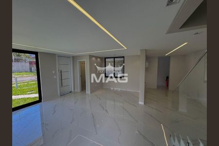 7_photo/94dce68c5b.541a4d78ba088c81-ATLAS-292fa082-cef8-41ba-8d7a-fc7c55ca0bbc.jpg de casa à venda com 0 quarto, 160m² em Boa Vista, Curitiba