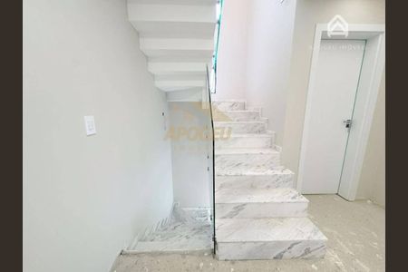 23_photo/94dce68c5b.541a4d78ba088c81-ATLAS-afceb808-decc-4fe1-a302-4d9f170adb7e.jpg de casa à venda com 3 quartos, 160m² em Boa Vista, Curitiba