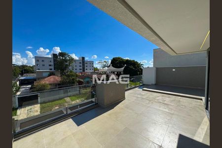 4_photo/94dce68c5b.541a4d78ba088c81-ATLAS-b6db1d05-42f8-45bf-a1d8-d5bfea306855.jpg de casa à venda com 0 quarto, 160m² em Boa Vista, Curitiba