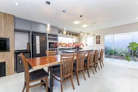 11_photo/94dce68c8d.145e85f3c2443ba7-ATLAS-27a7330b-d0eb-4822-91b7-ff0bba5f9a2e.jpg de casa à venda com 3 quartos, 150m² em Boa Vista, Curitiba