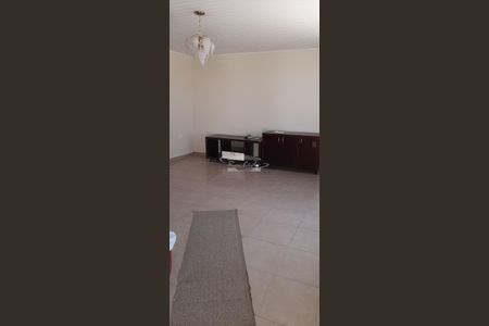 3_photo/94dce68ce5.76fb900828597e4c-ATLAS-64d3011c-5e84-4b80-9c6d-581fefb2006e.jpg de casa para alugar com 3 quartos, 116m² em Boa Vista, Curitiba