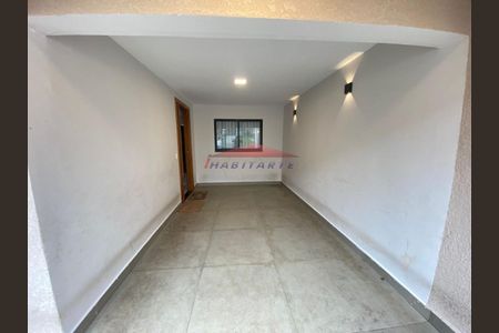 4_photo/94dce68d4d.f348c8852f19f3bd-ATLAS-3f603f22-9c93-4a44-bfce-9b8eb8958f8f.jpg de casa para alugar com 3 quartos, 215m² em Boa Vista, Curitiba