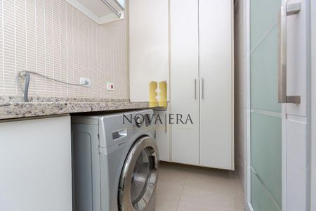 2_photo/94dce68d57.ae6c0d4ae2e822c2-ATLAS-0fee879b-b2cc-4214-b926-85dd3f3ee437.jpg de casa à venda com 3 quartos, 172m² em Boa Vista, Curitiba