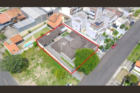 5_photo/94dce68d6d.8f8023a043514d1d-ATLAS-c2a7fbe0-58bb-4475-9ec4-28b90d52dcc2.jpg de casa à venda com 5 quartos, 480m² em Boa Vista, Curitiba