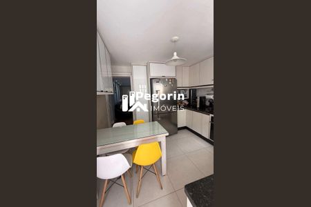 8_photo/94dce68dfb.f2b36a789e2c8108-ATLAS-aa5fa832-9868-4733-b015-0ca799d5b703.jpg de casa à venda com 3 quartos, 185m² em Boa Vista, Curitiba