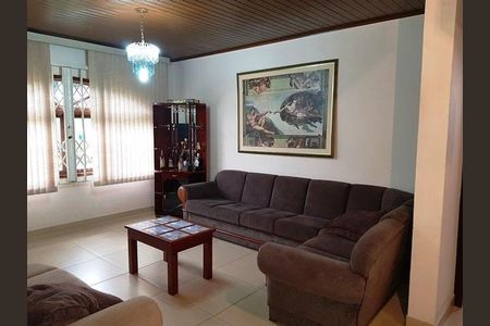 11_photo/94dce68e89.e100dba37721dde7-ATLAS-722a0229-b64a-4e40-af52-61d51bccad7d.jpg de casa à venda com 4 quartos, 632m² em Boa Vista, Curitiba