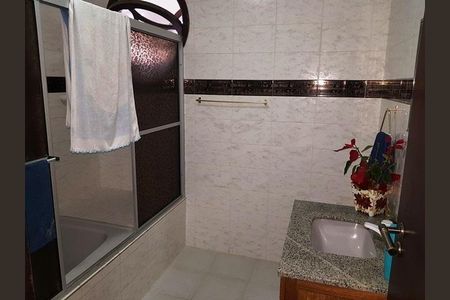 10_photo/94dce68e89.e100dba37721dde7-ATLAS-b75d2d9e-62c5-45c9-86d6-0f41e2f5bf10.jpg de casa à venda com 4 quartos, 632m² em Boa Vista, Curitiba