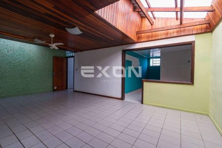 21_photo/94dce68ecd.aee49e73b172d5f5-ATLAS-2601cb6e-87f6-424c-ae85-f5fe3dd8372a.jpg de casa à venda com 4 quartos, 345m² em Boa Vista, Curitiba