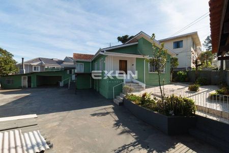 2_photo/94dce68ecd.aee49e73b172d5f5-ATLAS-a3bfcb14-bbf6-46e8-bf32-e17ec6e56dc0.jpg de casa à venda com 4 quartos, 345m² em Boa Vista, Curitiba