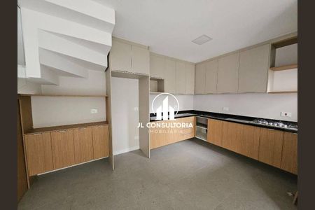 9_photo/94dce68f25.c79ea213e7a23af1-ATLAS-bc4e4a10-f28c-40bf-bfb0-4f4b1de6a191.jpg de casa à venda com 3 quartos, 94m² em Boa Vista, Curitiba