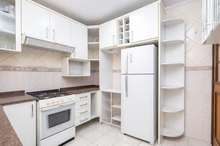 14_photo/94dce68fd7.912a2735542dba6c-ATLAS-30e7929e-2350-4b59-ac7a-e19e2fd1a4dd.jpg de casa à venda com 3 quartos, 116m² em Bacacheri, Curitiba