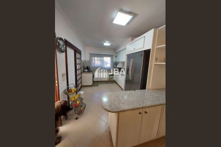 15_photo/94dce68fe7.6c623372c172fc17-ATLAS-1a88c013-c8fe-4d7f-a01d-b1fe78291ffc.jpg de casa à venda com 5 quartos, 329m² em Boa Vista, Curitiba