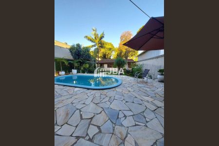 5_photo/94dce68fe7.6c623372c172fc17-ATLAS-de6f5dff-d663-486e-97d0-70694380fbb4.jpg de casa à venda com 5 quartos, 329m² em Boa Vista, Curitiba