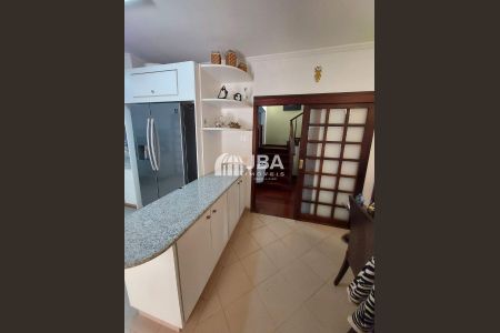 12_photo/94dce68fe7.6c623372c172fc17-ATLAS-fd74ae9a-7f70-4a1d-a23d-3358bb37a587.jpg de casa à venda com 5 quartos, 329m² em Boa Vista, Curitiba