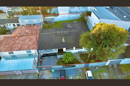 8_photo/94dce68ff3.ea0ff2ffec9a0f1c-ATLAS-87bdee9e-2378-410c-a270-b97170f4f8b7.jpg de casa à venda com 6 quartos, 328m² em Boa Vista, Curitiba