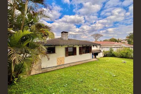 2_photo/94dce68ff3.ea0ff2ffec9a0f1c-ATLAS-ad6e3162-db26-4ec3-836a-4fd5bb4715a1.jpg de casa à venda com 6 quartos, 328m² em Boa Vista, Curitiba