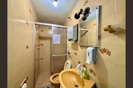 7_photo/94dce68ff3.ea0ff2ffec9a0f1c-ATLAS-d7c82f5a-6370-49c7-a9fc-be69bf3dbba2.jpg de casa à venda com 6 quartos, 328m² em Boa Vista, Curitiba