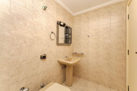 44_photo/94dce690ab.da96a1a17422ca13-ATLAS-2e0ddedc-66c8-4697-994d-077de4ebfdfd.jpg de casa à venda com 3 quartos, 134m² em Ahú, Curitiba