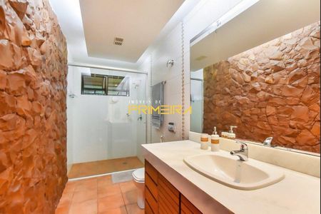 6_photo/94dce690cf.06c8618c74e95a37-ATLAS-0b5ed8b4-61fe-4e96-a353-68d32dc42809.jpg de casa à venda com 5 quartos, 385m² em Ahú, Curitiba