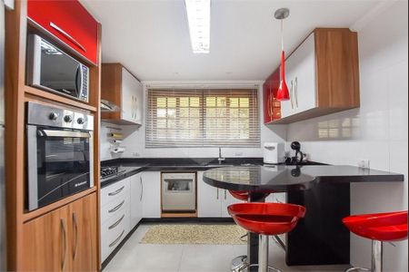 12_photo/94dce690cf.06c8618c74e95a37-ATLAS-416e7e10-1b48-4b4d-bc48-0b6ffb49e90e.jpg de casa à venda com 5 quartos, 380m² em Ahú, Curitiba