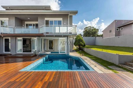 5_photo/94dce691a9.2a1a7eab47efdb15-ATLAS-25762335-7d90-42fc-9801-93deeb33af4f.jpg de casa à venda com 4 quartos, 463m² em Boa Vista, Curitiba