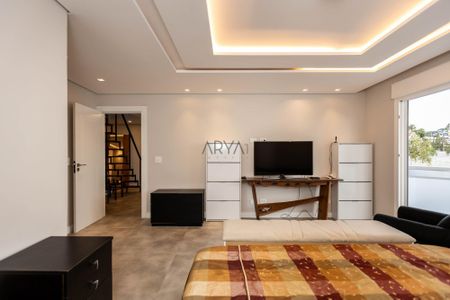 37_photo/94dce691a9.2a1a7eab47efdb15-ATLAS-ba2d59b9-ae3d-4ea5-8cee-aec964b7ffba.jpg de casa à venda com 4 quartos, 463m² em Boa Vista, Curitiba