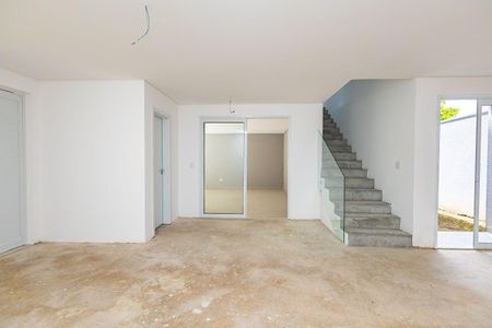 6_photo/94dce691e5.cb2272fcfeb20142-ATLAS-27c78799-e3eb-4d20-b6aa-fa882bad9bfc.jpg de casa à venda com 3 quartos, 218m² em Boa Vista, Curitiba