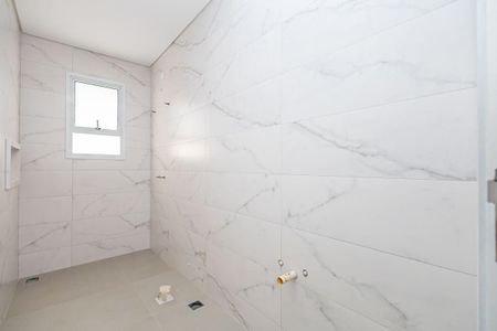 45_photo/94dce691e5.cb2272fcfeb20142-ATLAS-a8370943-8113-4c0c-b60e-4e3592c3c0fd.jpg de casa à venda com 3 quartos, 218m² em Boa Vista, Curitiba