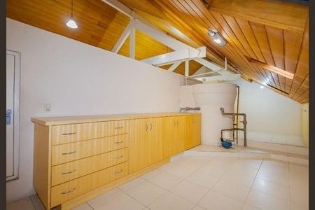 3_photo/94dce69253.dc4c3710a436727e-ATLAS-f57dfd9b-de08-48fa-82e8-5c0d75d2fa23.jpg de casa à venda com 3 quartos, 186m² em Boa Vista, Curitiba