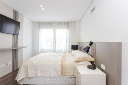 34_photo/94dce6926f.26cb525cec928281-ATLAS-0d5ce58e-d6d4-42e6-9c1f-64fc051d4937.jpg de casa à venda com 3 quartos, 221m² em Boa Vista, Curitiba