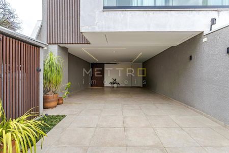 44_photo/94dce6926f.26cb525cec928281-ATLAS-4ec7eecf-de76-4eb9-addb-138db9d0dc20.jpg de casa à venda com 3 quartos, 221m² em Boa Vista, Curitiba