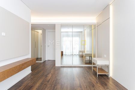 29_photo/94dce6926f.26cb525cec928281-ATLAS-ef5a5dbf-89da-48a6-b3e5-2fecd7147598.jpg de casa à venda com 3 quartos, 221m² em Boa Vista, Curitiba