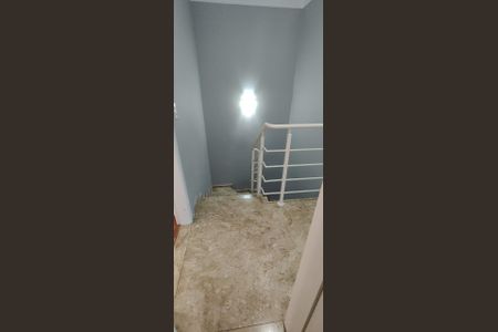 10_photo/94dce692db.08f922be3a726ba4-ATLAS-63235fb2-3559-4835-bbd6-eae206e848ec.jpg de casa à venda com 3 quartos, 107m² em Boa Vista, Curitiba