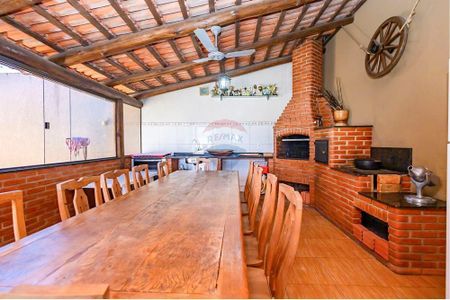 44_photo/94dce69403.588d4a7fb74764b6-ATLAS-e087745b-699d-4e95-93ee-313abe273ab1.jpg de casa à venda com 4 quartos, 269m² em Boa Vista, Curitiba