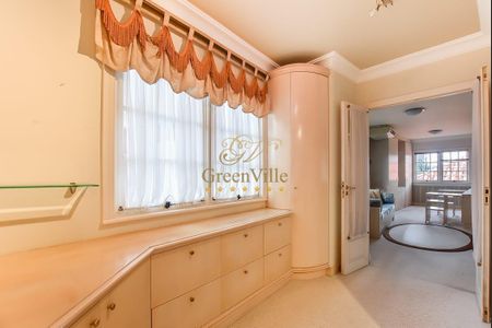 49_photo/94dce69429.ceff8192393c33de-ATLAS-5e559bd8-838d-4e16-a7f4-ee837ab6dd60.jpg de casa à venda com 4 quartos, 471m² em Ahú, Curitiba