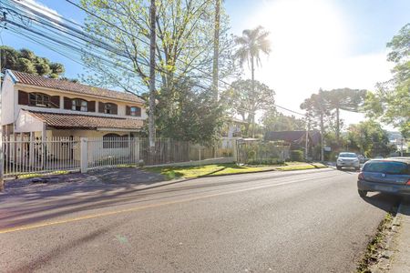 6_photo/94dce695c5.3c20d05746a6d1b7-ATLAS-3081701a-0cdd-4e5a-b0dc-7a9e45fde40b.jpg de casa à venda com 3 quartos, 270m² em São Lourenço, Curitiba